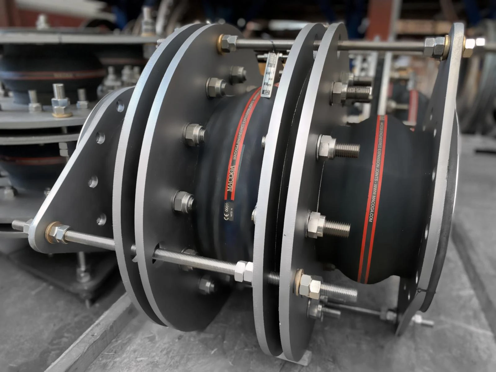 In Line Rubber Pressure Balanced Expansion Joints Large